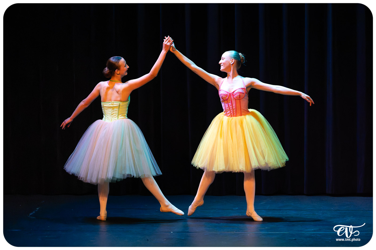 ECOLE DE DANSE CÉCILE ADAMOW